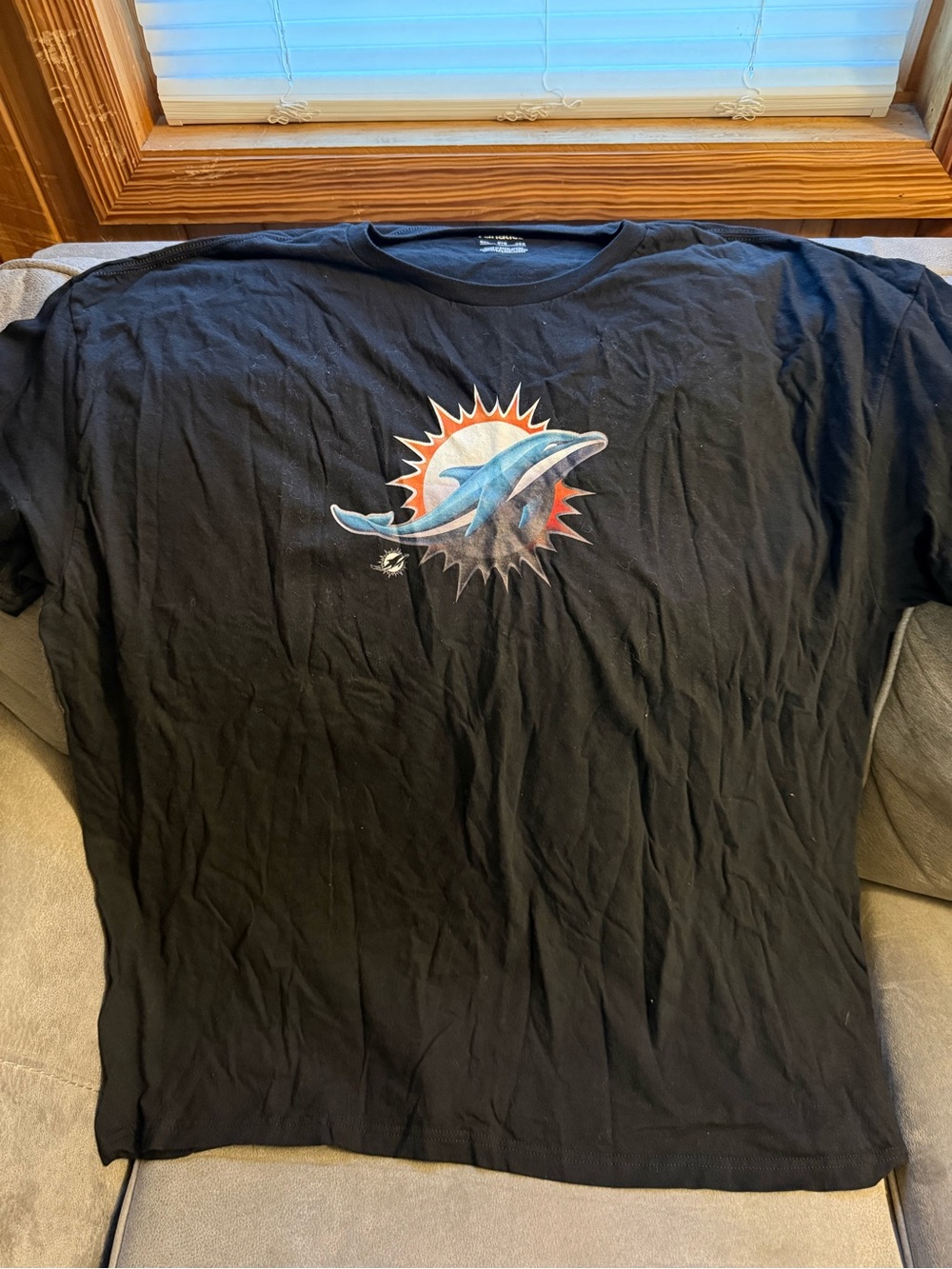 Fanatics Black Tee with Dolphins Logo